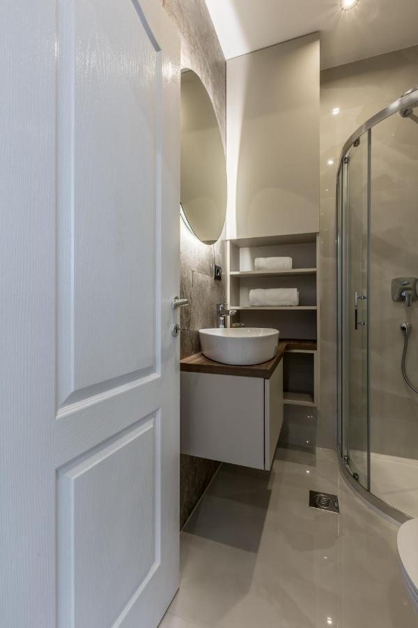 Luxury Rooms Bolero สปลิท ภายนอก รูปภาพ